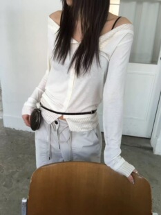 洋气纯色拼接系扣长袖 实体秒发 BREATHE 现bubble韩代韩国东大门