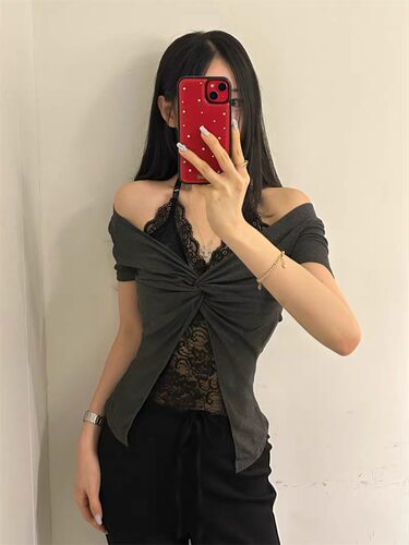 现bubble韩代Journey    新品辣妹上衣东大门实体秒发