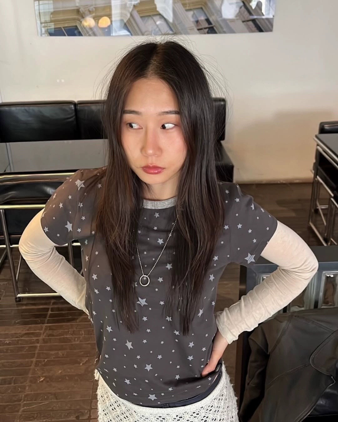 Suhoo韩国2025春夏新款星星撞色修身短袖T恤圆领修身三分袖上衣