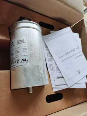 MKK525-D-20-01电容EPCOS3X77UF