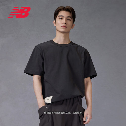 NewBalance男款短袖T恤