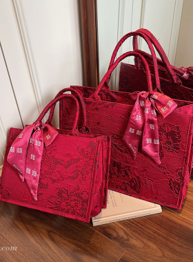 大红色结婚手提包包女式2026新款通勤百搭单肩包新中式喜庆新娘包