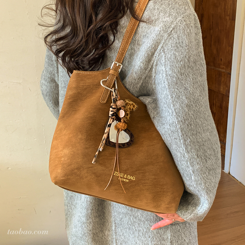 复古风大容量托特包女通勤单肩包