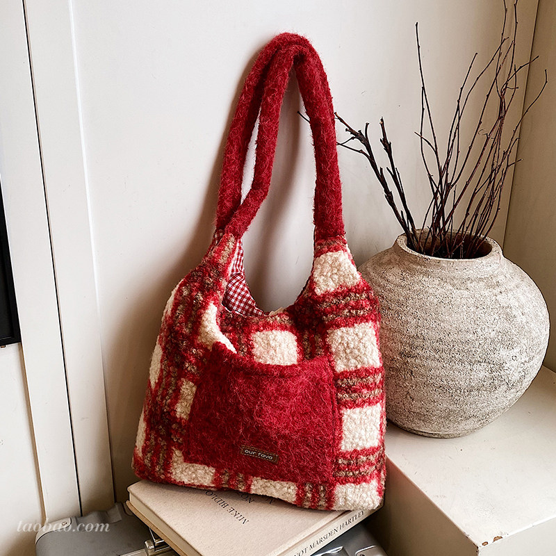 松弛感大容量毛呢包包女2026新款通勤单肩包冬季毛毛托特包水桶包,箱包皮具/热销女包/男包,托特包,淘宝优惠券,粉丝福利购,淘宝优惠卷
