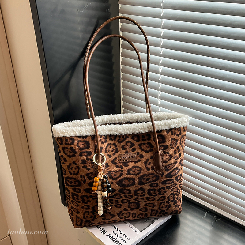 简约高级感麂皮绒托特包