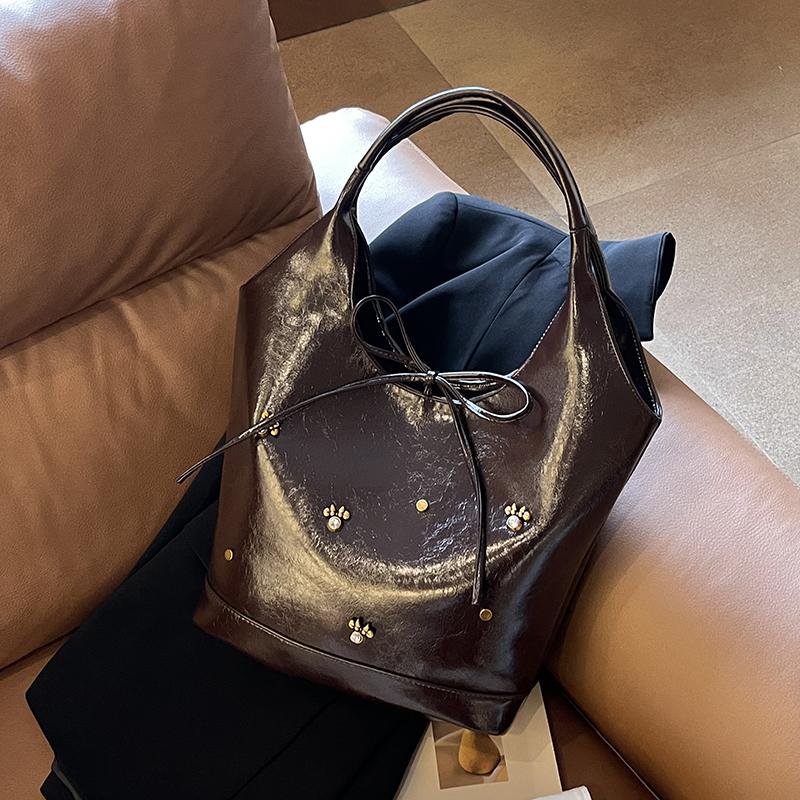 韩系复古大容量通勤托特包