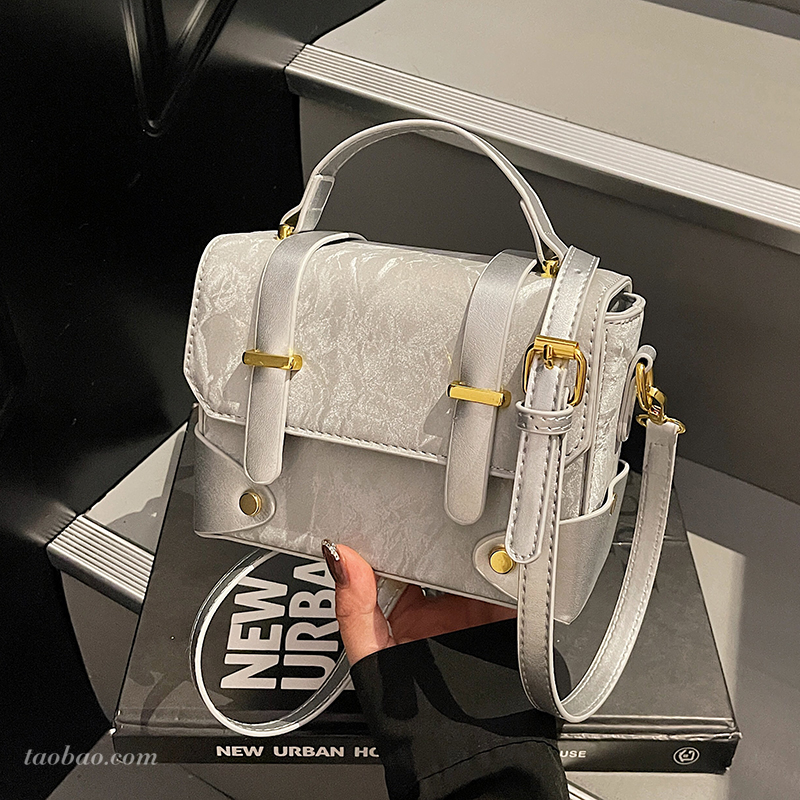 2025秋冬季新款潮流时尚小方包