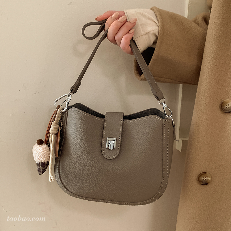 法式小众女士手提水桶包