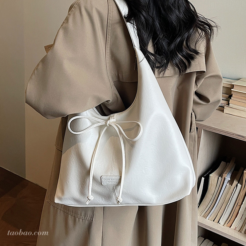 松弛感大容量包包女2026新款时尚通勤单肩包大学生外出托特水桶包,箱包皮具/热销女包/男包,托特包,淘宝优惠券,粉丝福利购,淘宝优惠卷