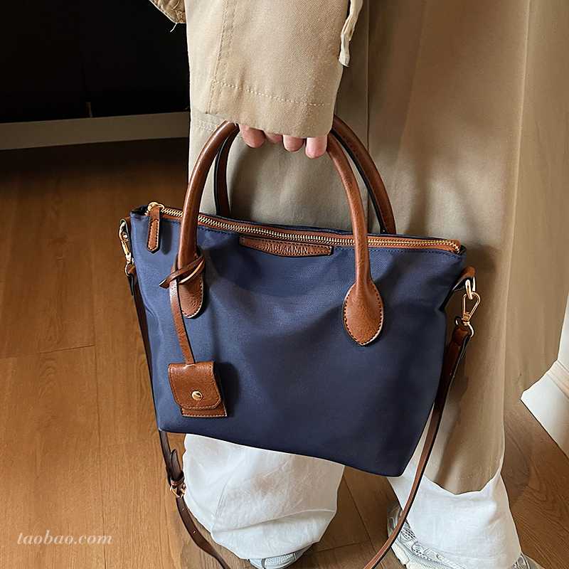 单肩手提包女2025新款大容量托特