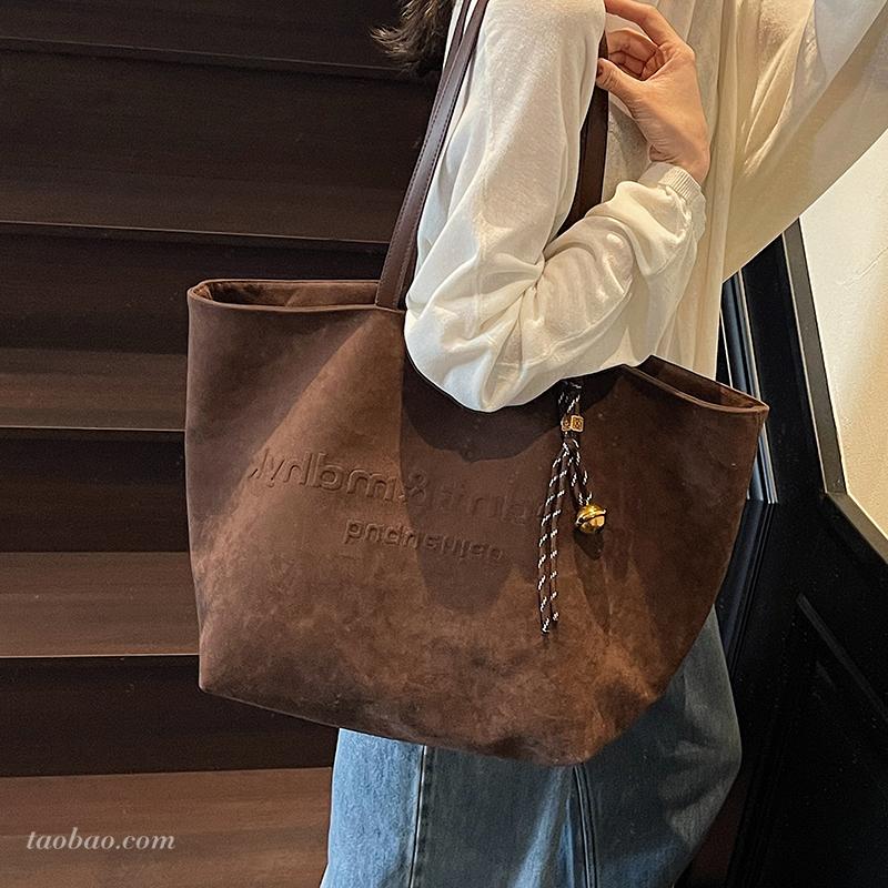 2025百搭软通勤单肩包手提时尚