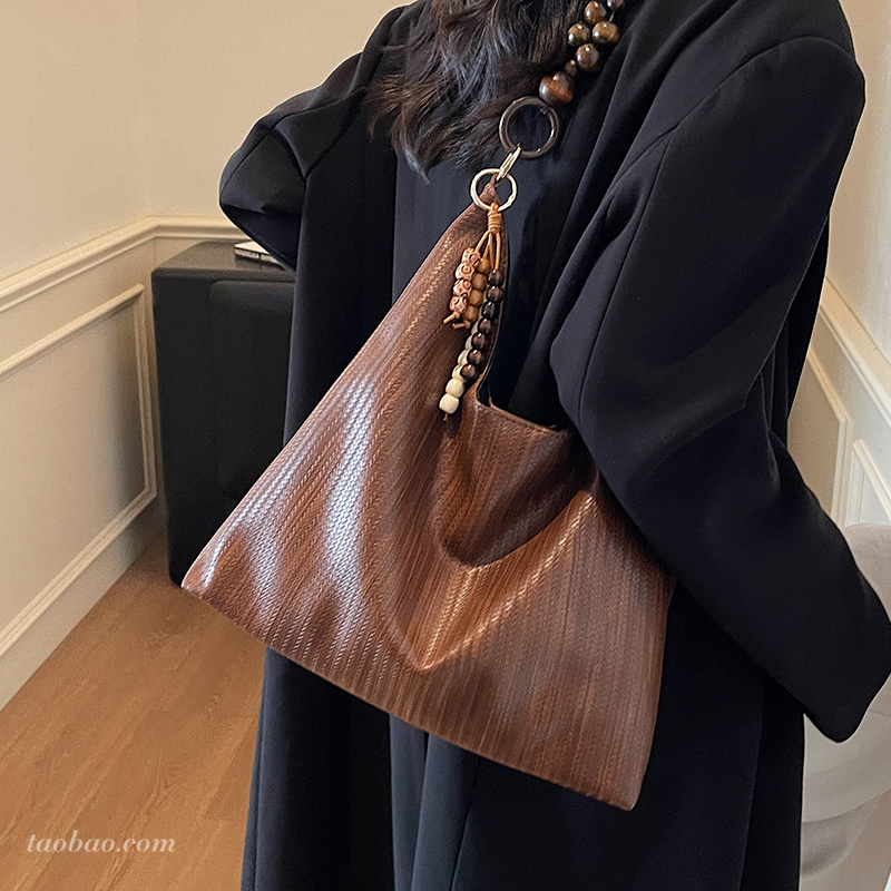 2025冬季新款潮流时尚托特包