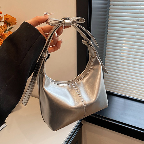 2025新款小众高级感腋下饺子包