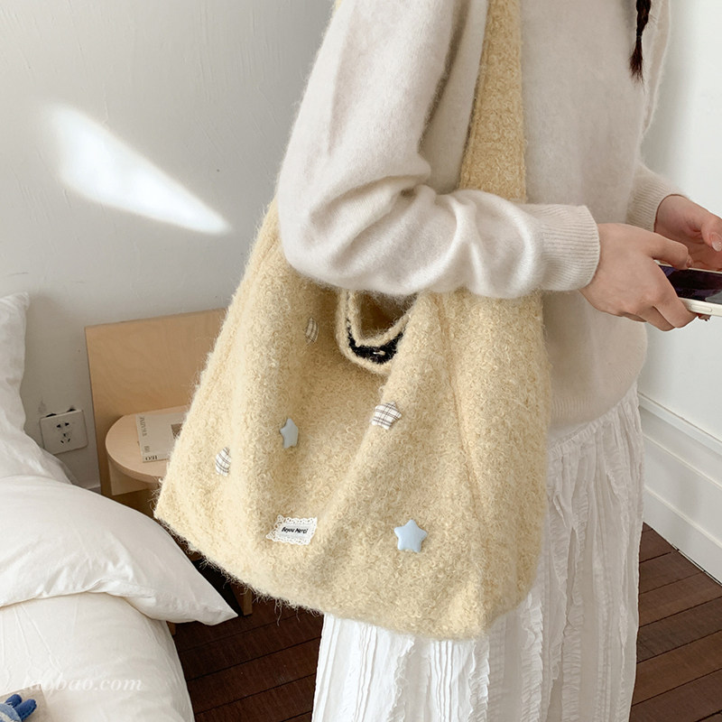 松弛感大容量毛茸茸包包女2026新款休闲通勤单肩斜挎包毛毛托特包,箱包皮具/热销女包/男包,托特包,淘宝优惠券,粉丝福利购,淘宝优惠卷