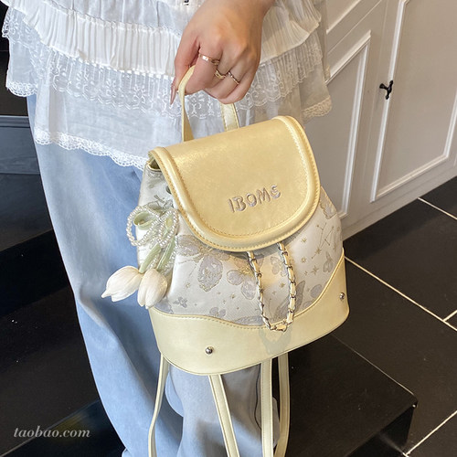 小众百搭精致女式双肩包