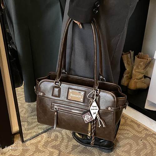 2024新款复古磨砂斜挎包