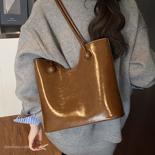 大容量2025冬季新款百搭时尚潮流