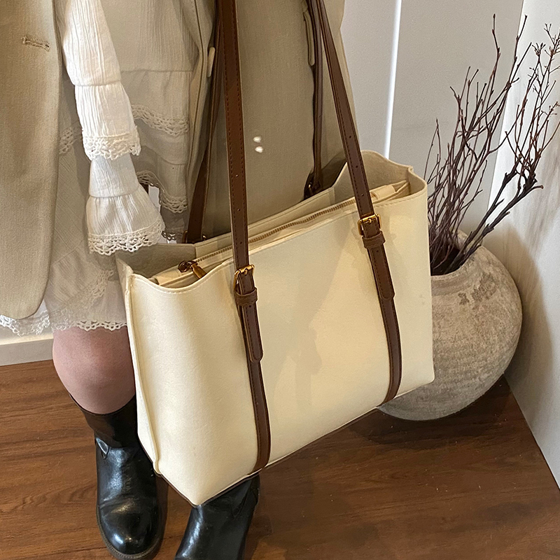 2025春夏季大容量通勤托特包