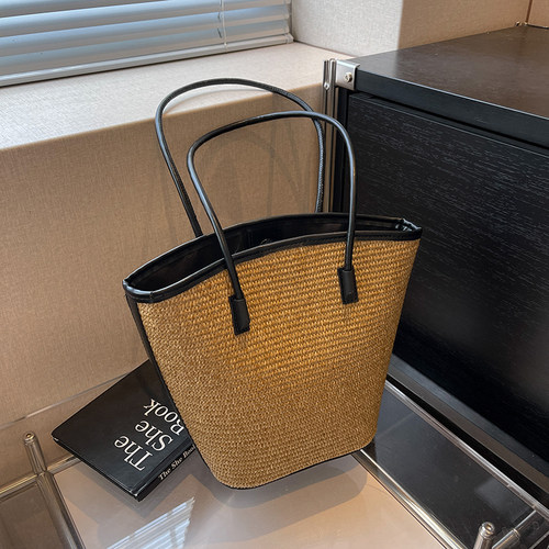 杺薇夏季草编大容量单肩水桶包