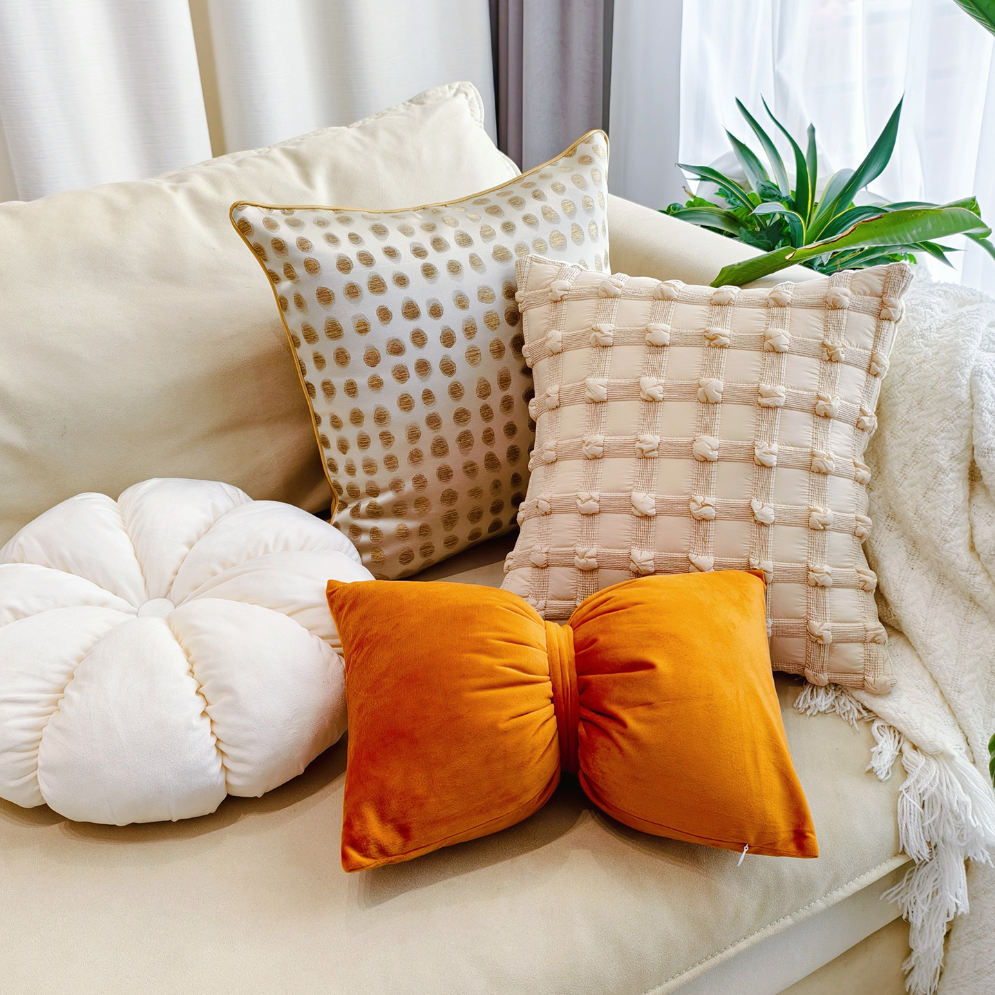 轻法式奶油风抱枕中古风靠垫