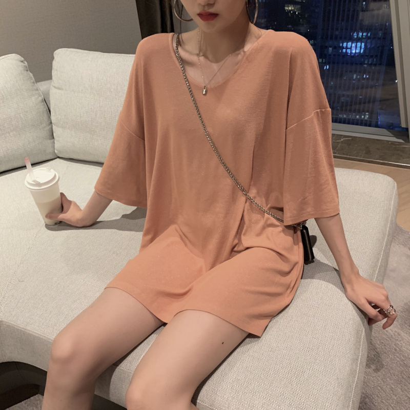 Real price 2021 summer new loose and thin gilded T-shirt with long legs and short sleeves