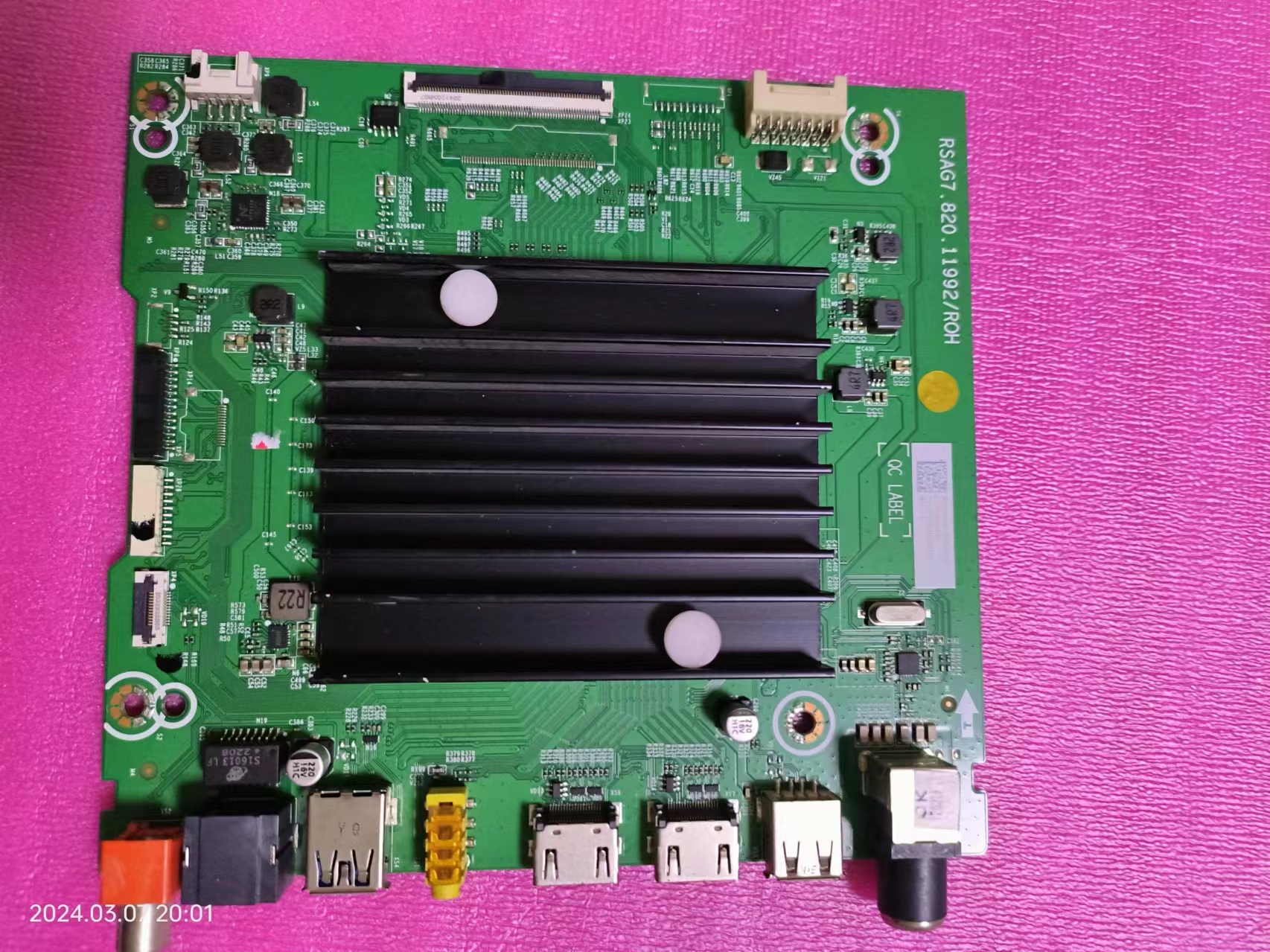 海信75E3F主板RSAG7.820.11992(BOM10)307272屏HD750Y1U72-T0