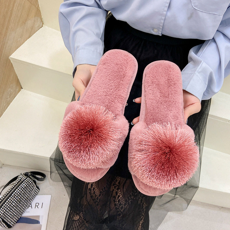 毛毛拖鞋毛球一字拖女日韩淑女大码室内毛绒平底地板拖露趾棉拖