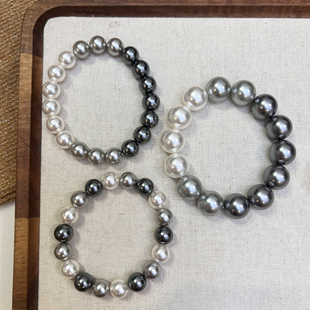【原创】清冷感真多麻黑白灰色珍珠手链高奢手工弹力绳珍珠手串女