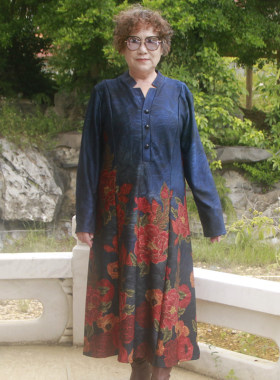 连衣裙妈妈款大码春秋宽松遮肚子