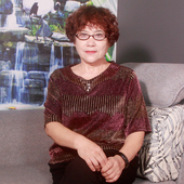 老年夏季 中阔太太洋气亮丝T恤 200斤胖妈妈装 宽松短袖 上衣加肥大码