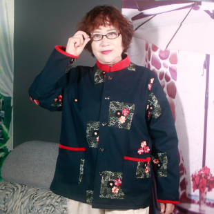 中老年秋冬加绒绣花棉服加肥大码胖妈妈装60岁70奶奶时尚宽松棉袄