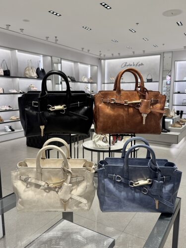 【珊珊家不退换】CHARLES&KEITH通勤CK2-30271702褶皱凯莉手提包