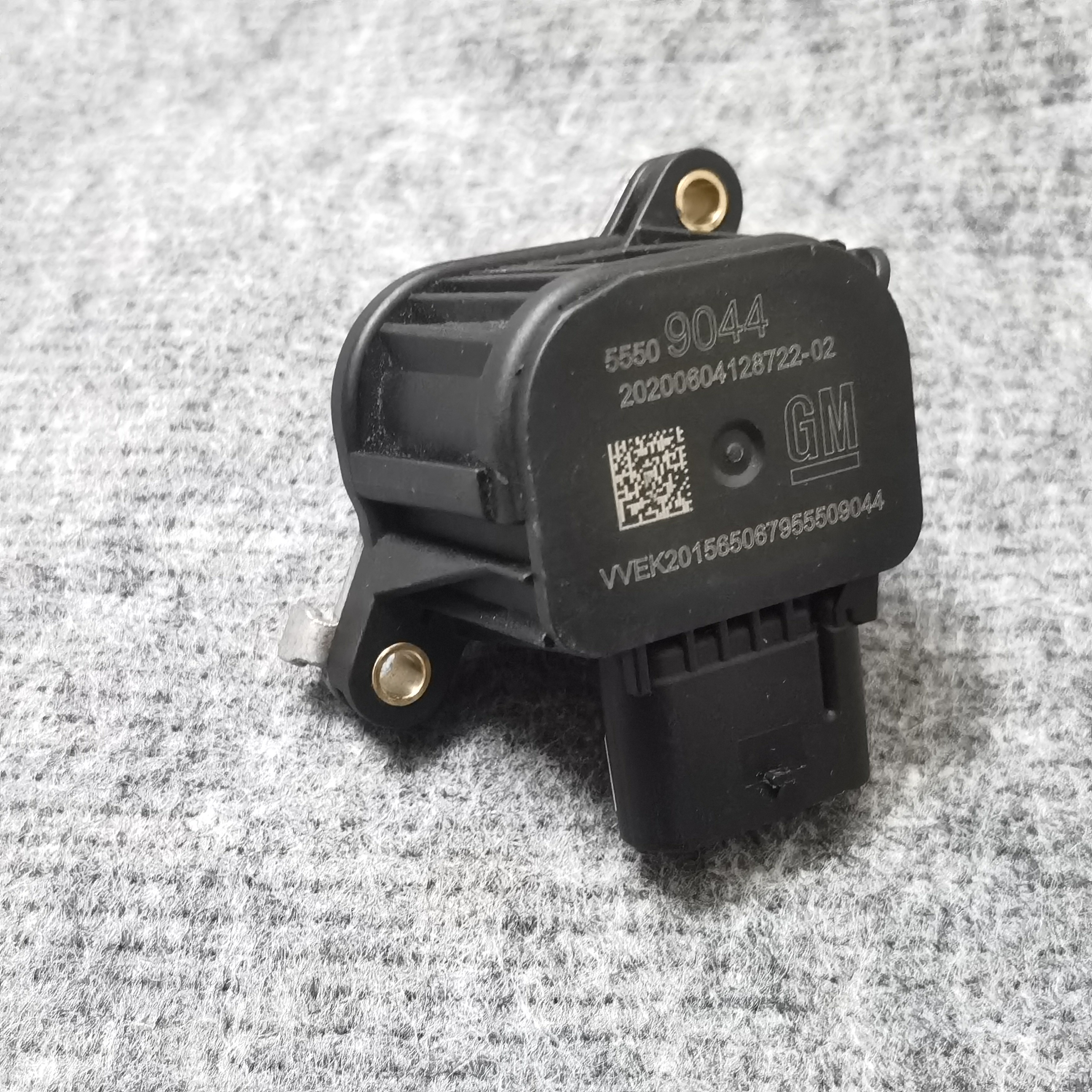 适用新君威君越XT456 CT456XL2.0TGL8凸轮轴凸角位置执行器电磁阀