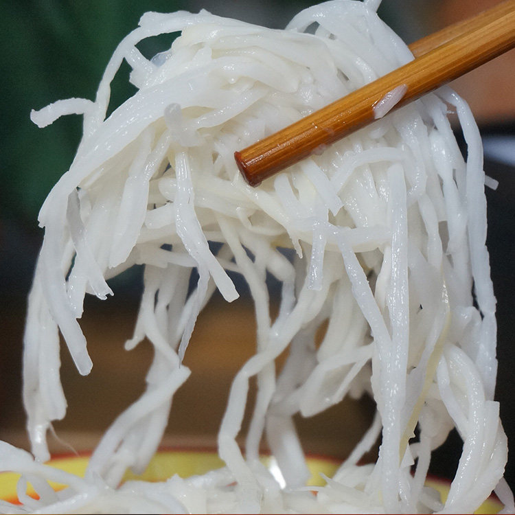 云南腌酸笋丝正宗酸辣笋德宏特产袋装罐装傣味臭笋腌竹笋泡酸笋