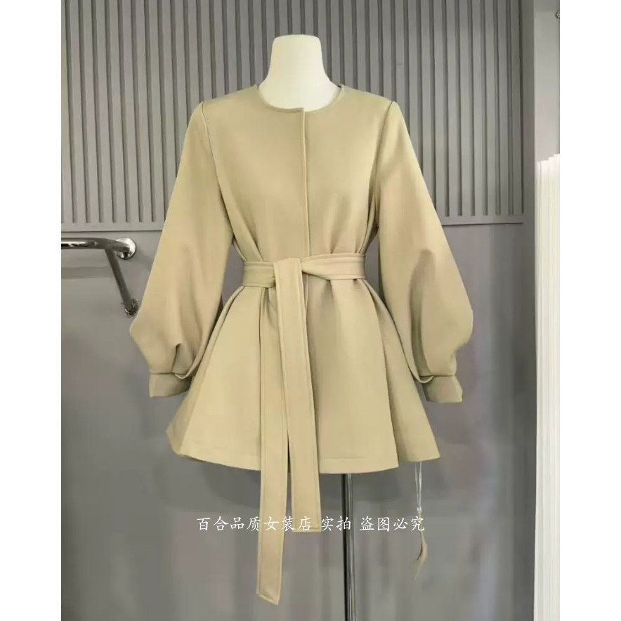 高品质灯笼袖收腰显瘦独特连衣裙