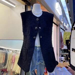 甜甜BOBO小香风洋气钻扣高级收腰圆领单排扣中长无袖马甲时髦马夹