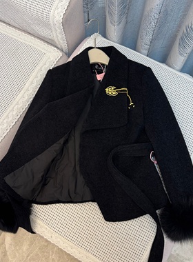 Luo 狐狸毛羽绒外套！特价清仓！孤品捡漏！超值高品质！ 已售 0