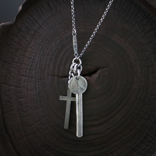 铁头的店 Werkstatt Munchen和平反战十字架项链  复古潮流款式