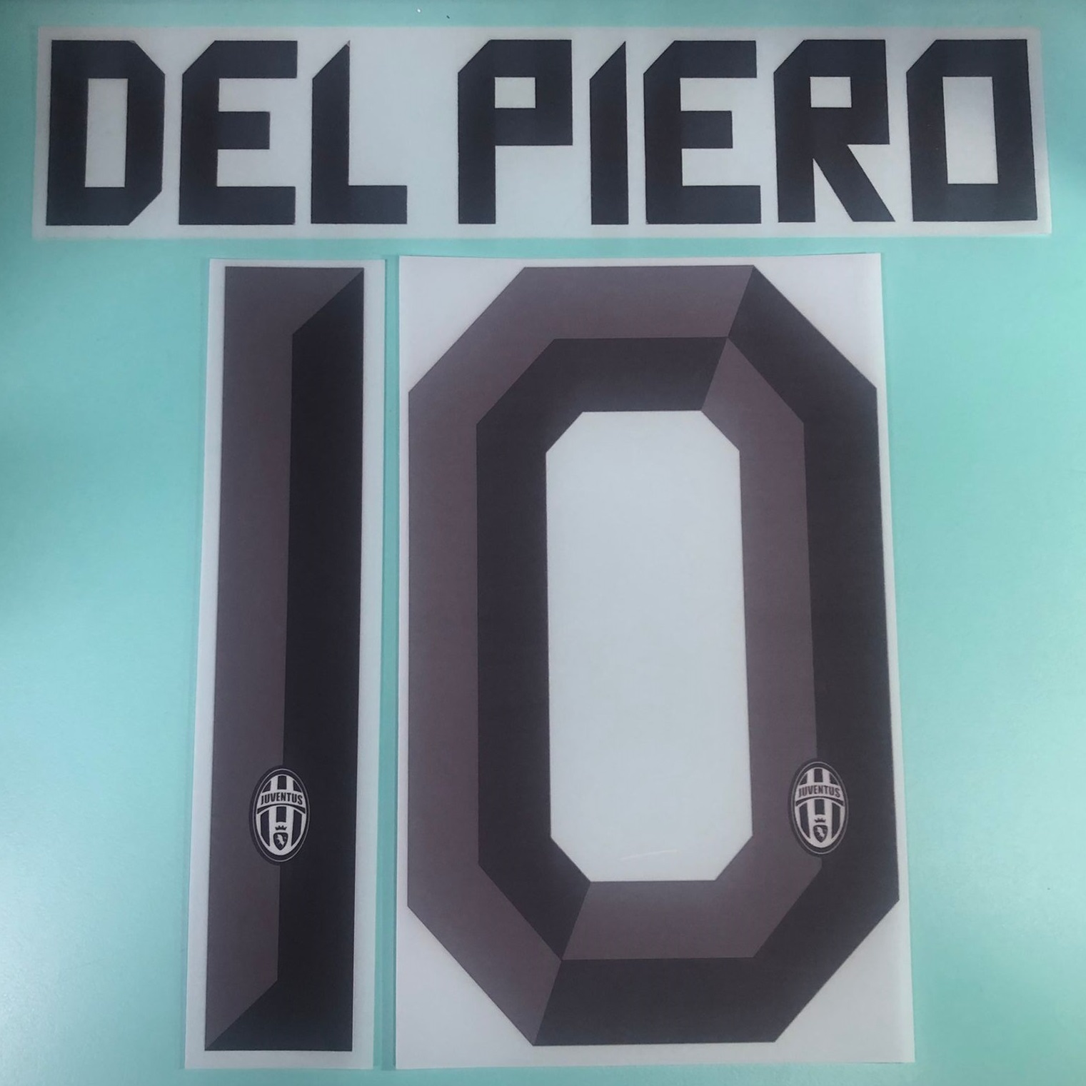 2010-11 年度 尤文圖斯 客埸 原裝印號 BUFFON DEL PIERO PIROL