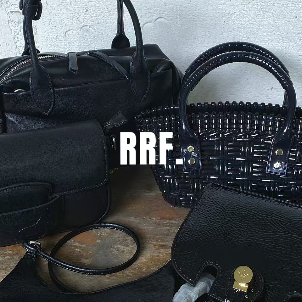 黑色系斜跨单肩手拎包