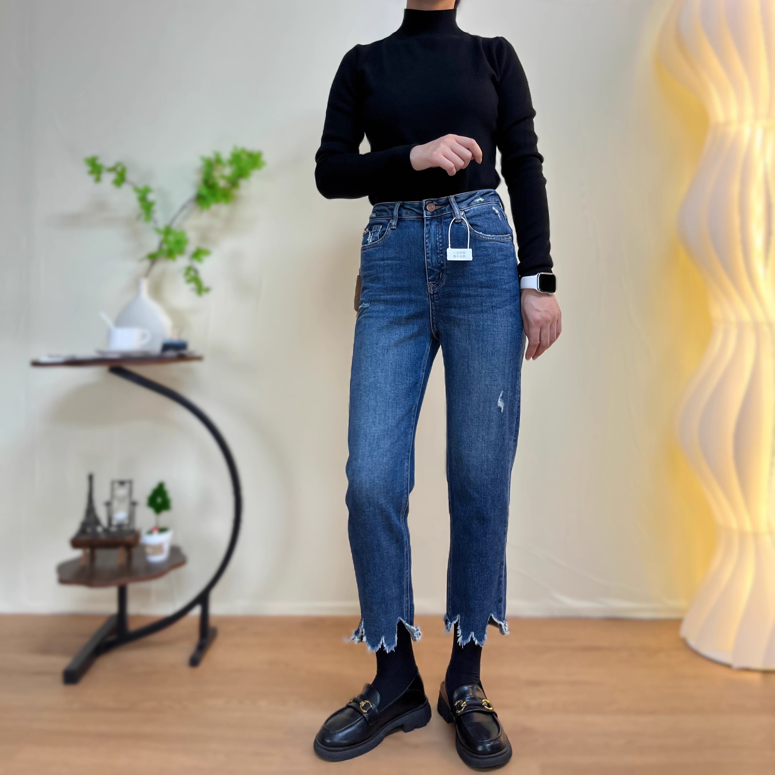 2025年春季小个子欧货不规则烟管裤子修身显瘦经典蓝牛仔法棍裤女