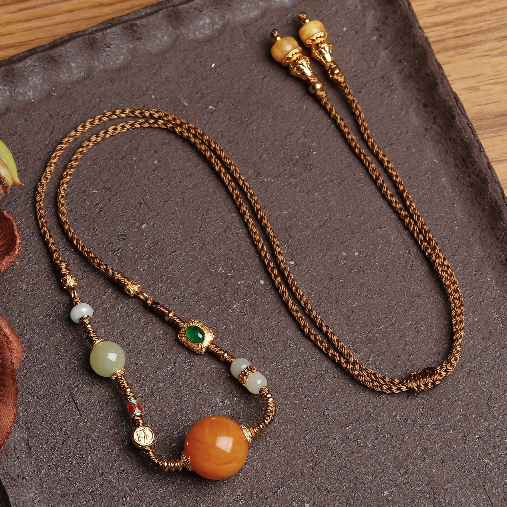 新中式天然满蜜老蜜蜡圆珠吊坠项链女冰绿翡翠镶嵌银饰景泰蓝项饰