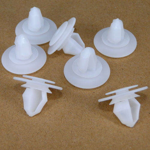 奔驰V级威霆侧门电动滑门卡扣