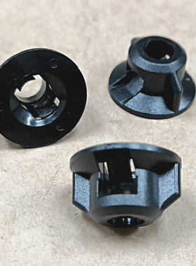 丰田凯美瑞汉兰达雷凌RAV4亚洲龙卡罗拉皇冠ESLS后挡泥板螺母卡扣