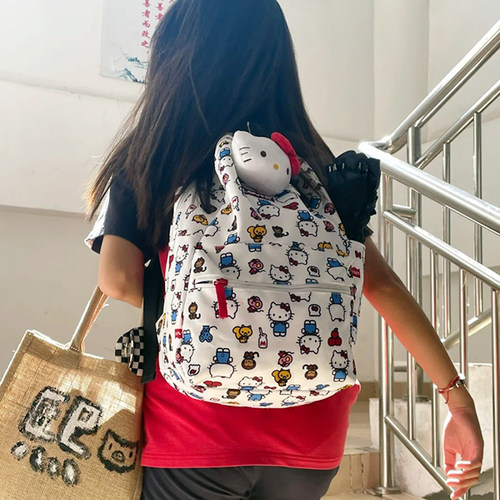 HELLOKITTY双肩包高中生书包