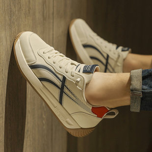 男鞋春季2026新款复古休闲运动板鞋青少年一脚蹬上班工作软底潮鞋