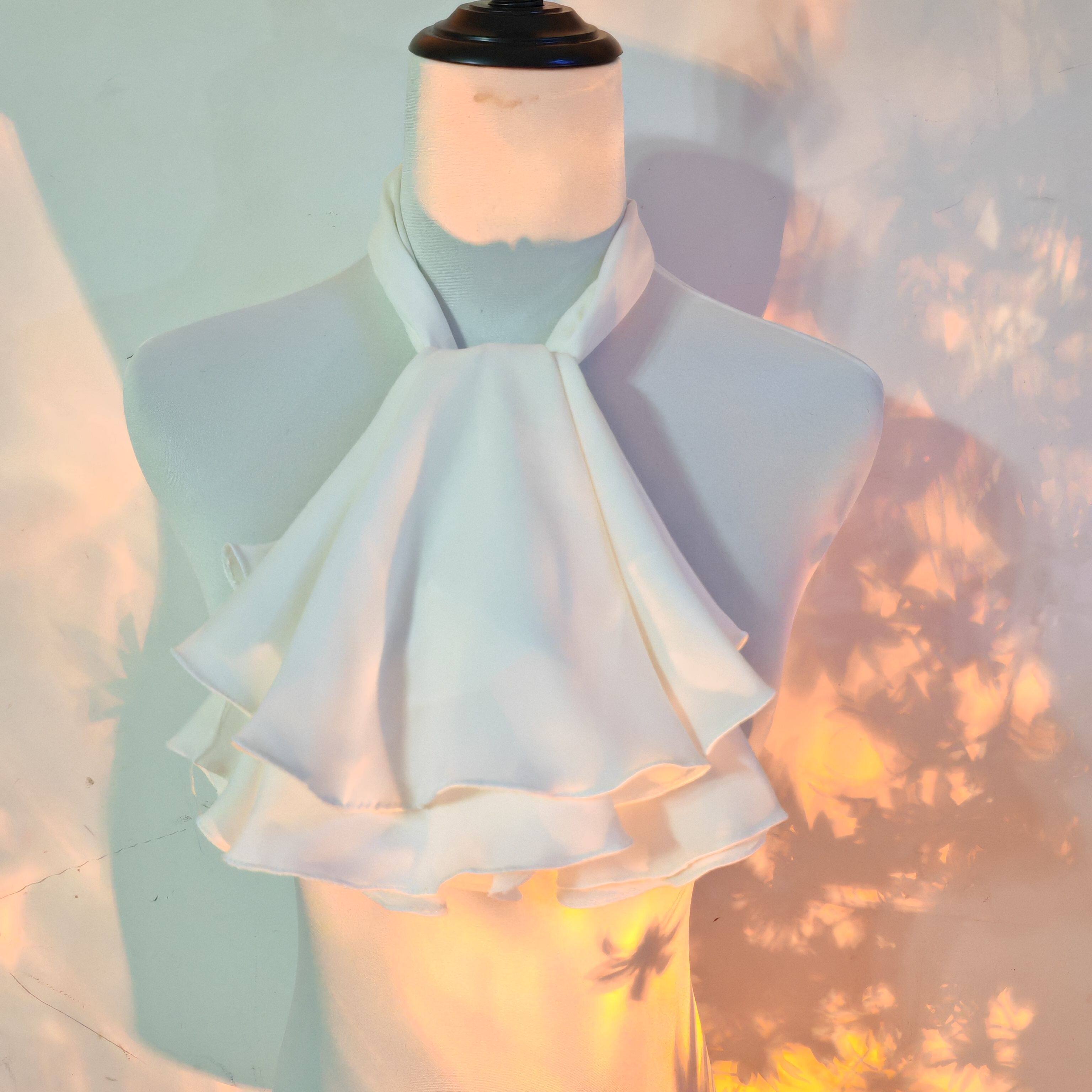萨博白色口水巾小领巾领花围巾c动漫/cos制服定制