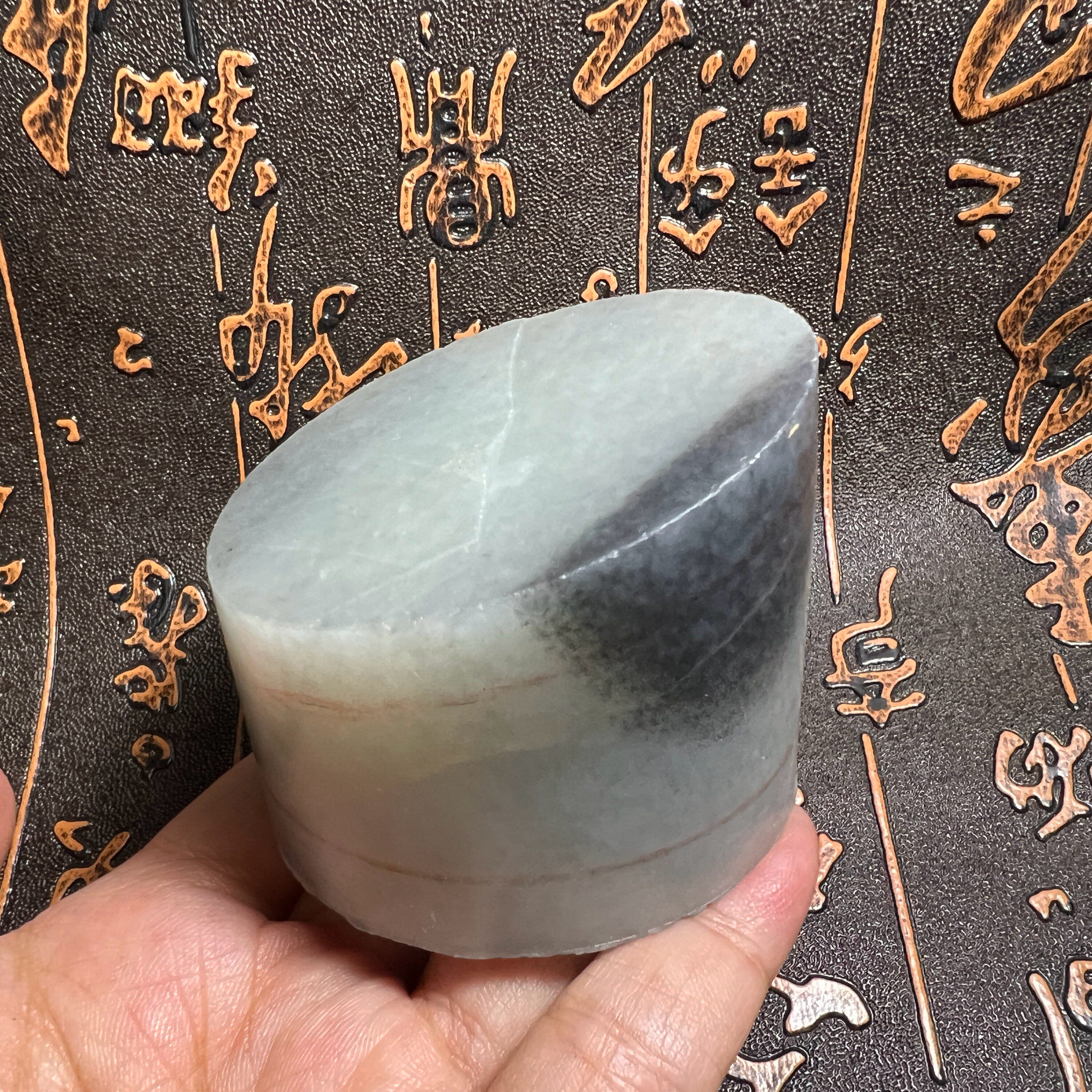 260g和田青花籽料镯心天然黑白分明青花镯心掏扳指做牌子意境镯心