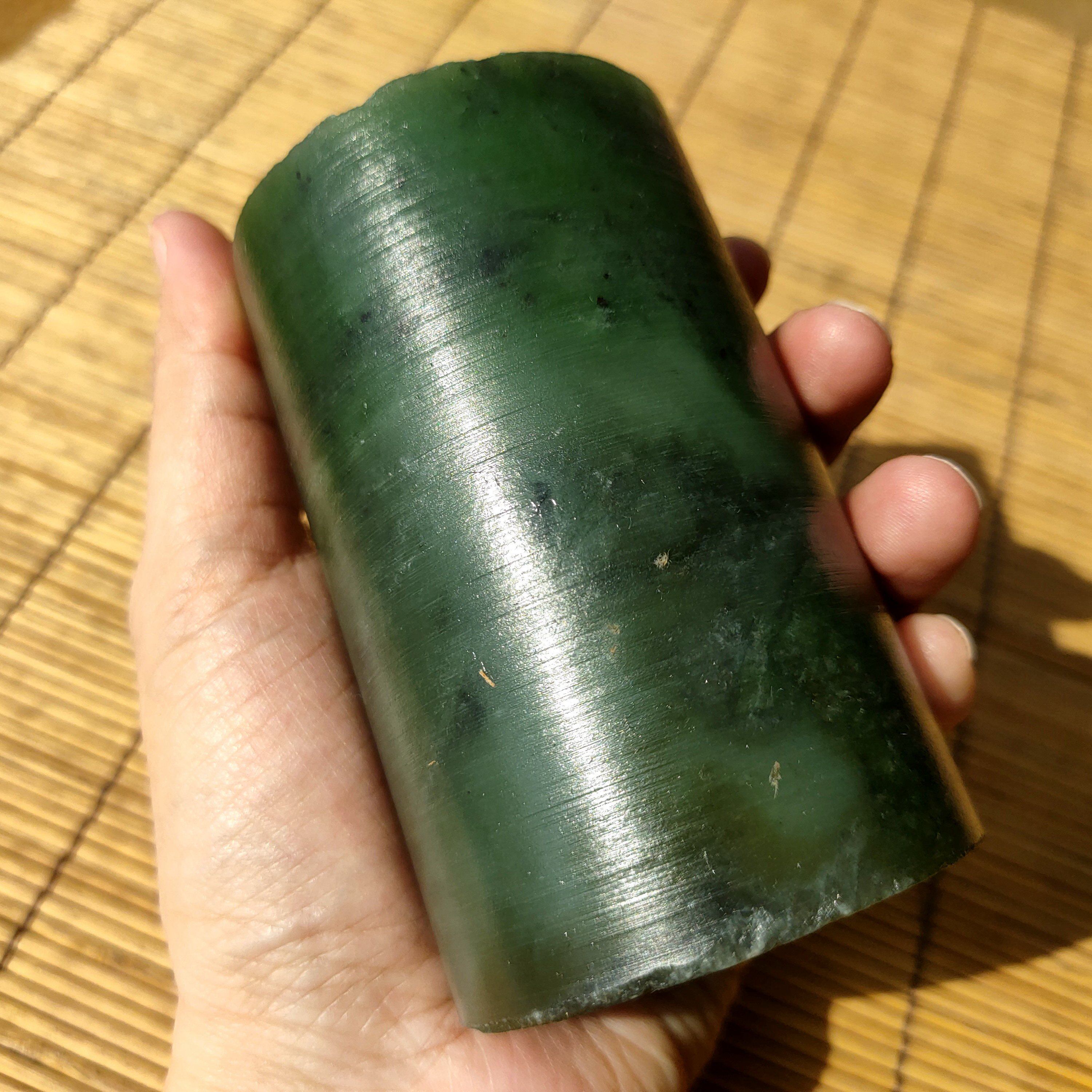 新疆和田碧玉镯心厚镯心把件雕刻料450克天然碧玉菠菜绿镯心