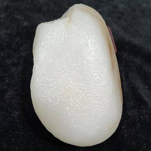 838g和田羊脂白玉原石摆件原石